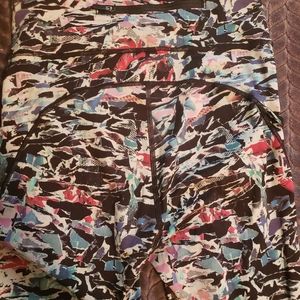 High-waisted Lululemon size 6